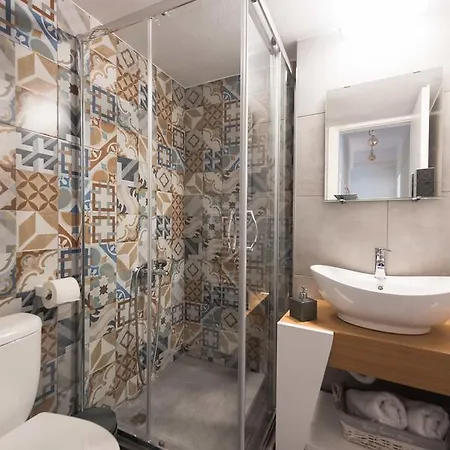 Maison By Luxlikehome شقة سالونيك